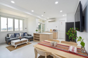  HoLo Alex House Saigon - Serviced HomeStay  Хошимин